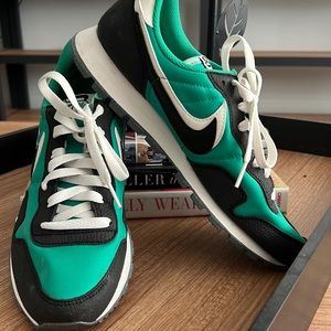 Nike Air Pegasus 83 (Men’s 9)